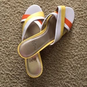 Impo sandal/heels